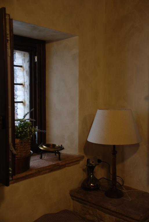 Il Paradiso Nel Borgo Arrone Экстерьер фото